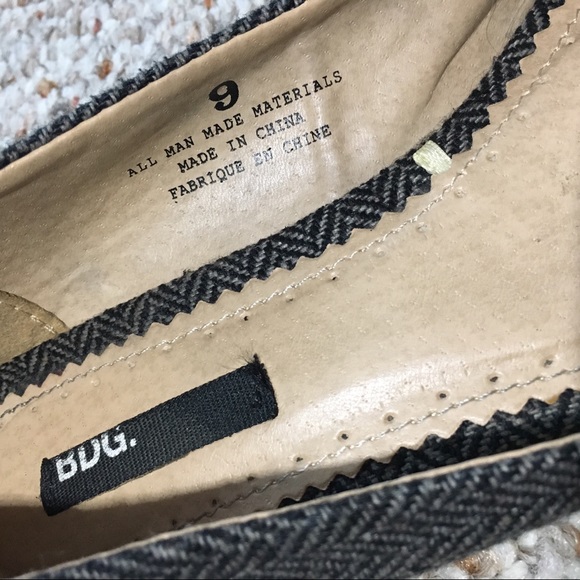 2 pairs of BGD Urban Outfitters fabric flats - Picture 6 of 8
